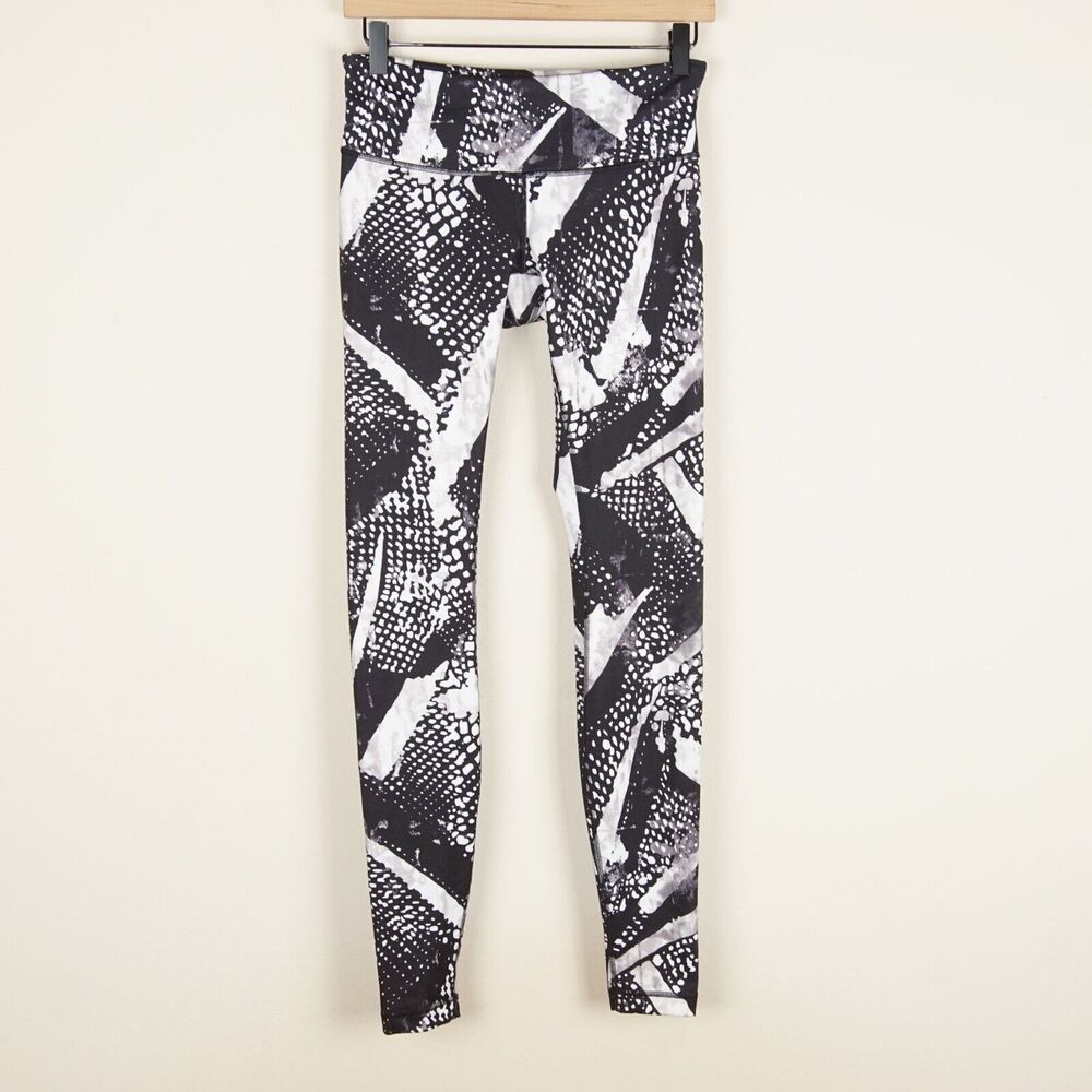 Lululemon High Times Full On Luon Static Mist Black White Leggings Sz 6